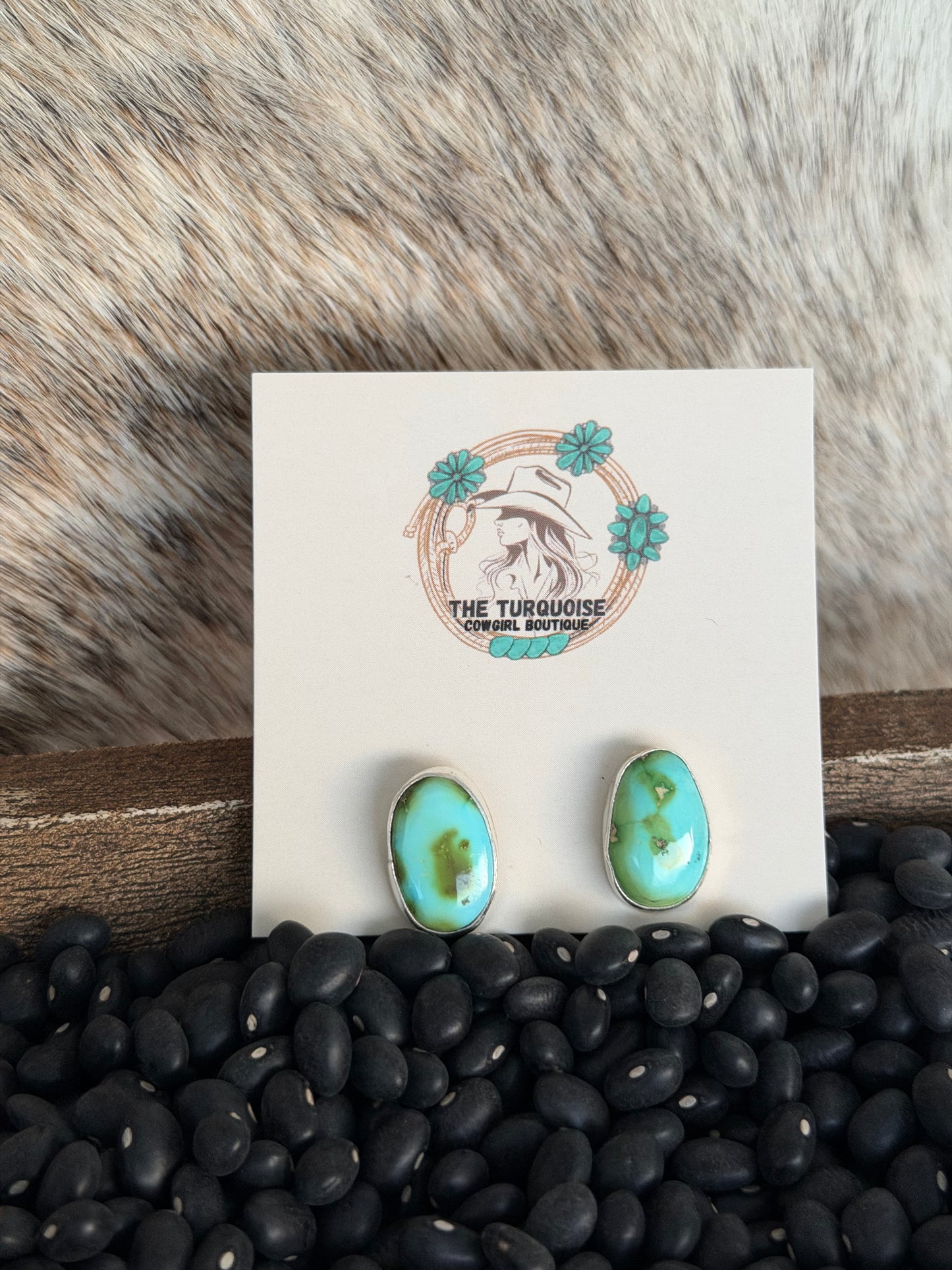 Large Sierra Bella Studs