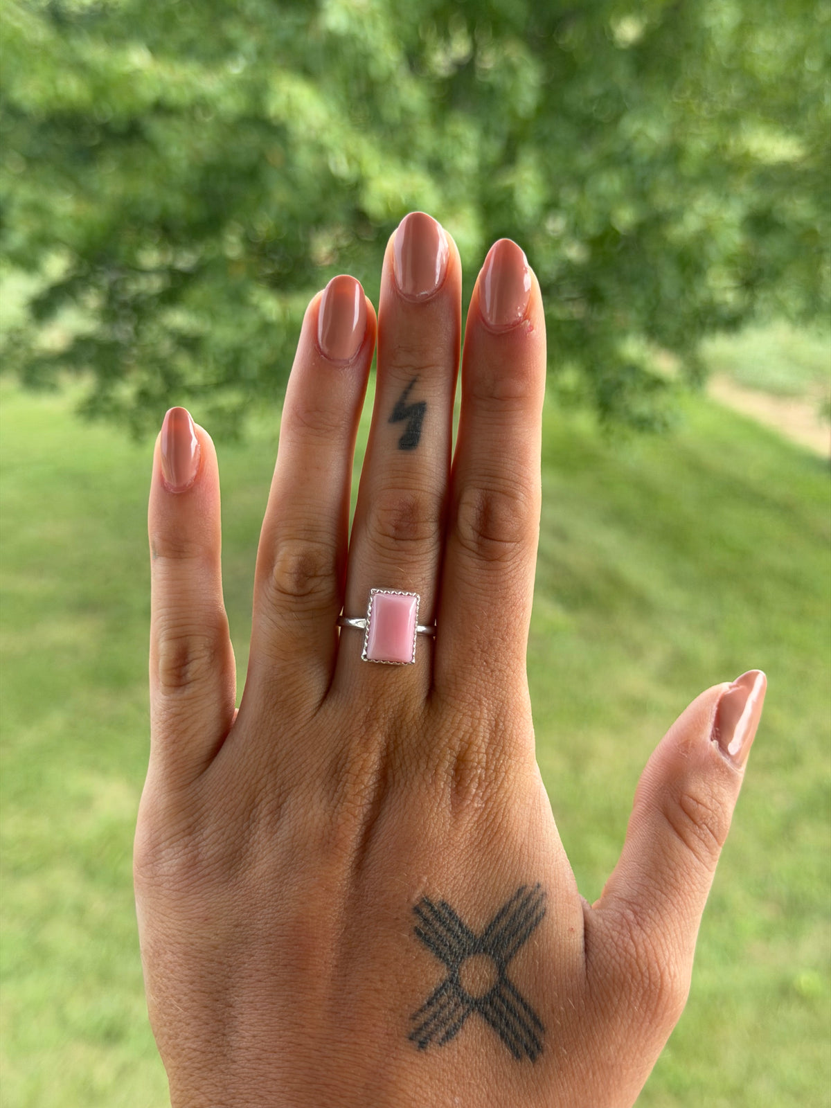 Native Rectangle Pink Conch Ring